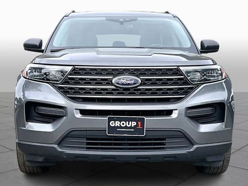 Used 2022 Ford Explorer XLT AWD/4WD image 4