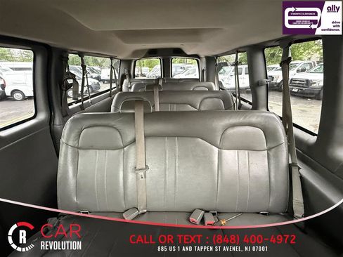 Used 2019 Chevrolet Express 3500 LS RWD image 12