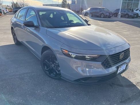 New 2025 Honda Accord SE image 2