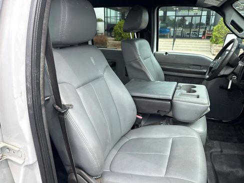 Used 2015 Ford F550 4x4 Crew Cab Super Duty image 17