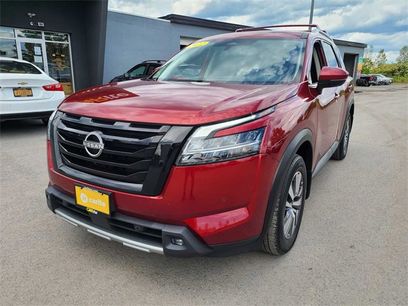 Used 2022 Nissan Pathfinder SL w/ SL Black Package