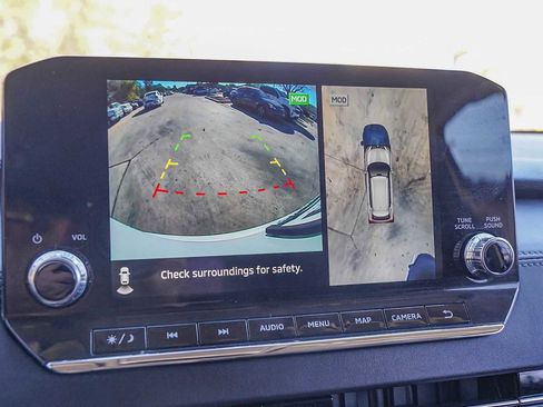 Used 2022 Mitsubishi Outlander SEL image 16