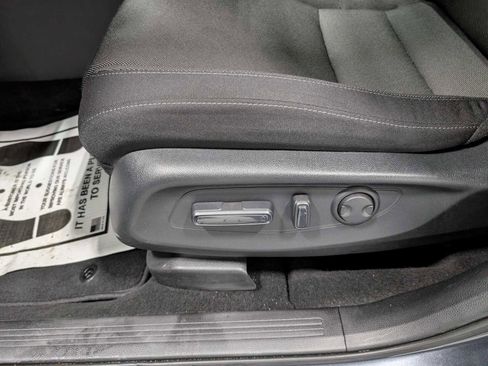 Certified 2025 Honda CR-V EX image 37