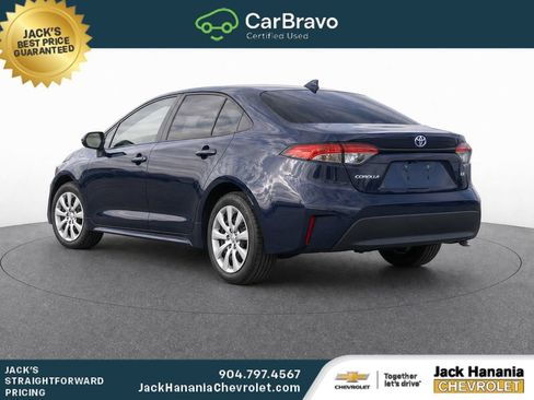 Used 2023 Toyota Corolla LE FWD image 5