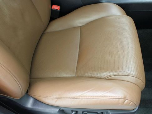 Used 2012 Toyota Sequoia Platinum AWD/4WD image 52