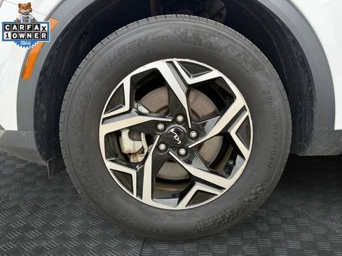 Certified 2025 Kia Sportage LX AWD/4WD image 20