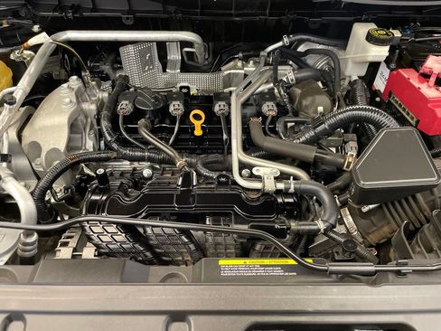 Used 2021 Nissan Rogue SV FWD image 31