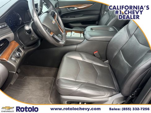 Used 2020 Cadillac Escalade Luxury w/ Escalade Sport Edition RWD image 20
