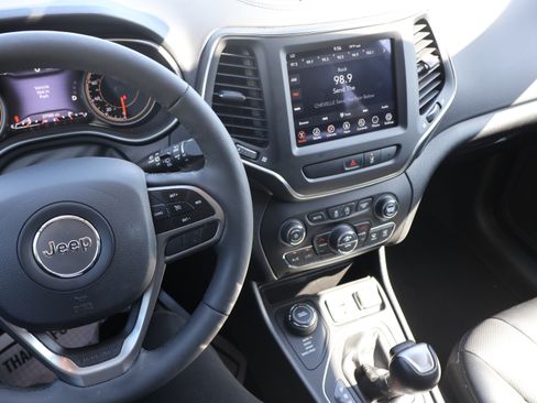 Used 2022 Jeep Cherokee Latitude Lux AWD/4WD image 24