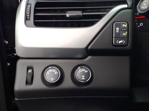 Certified 2018 Chevrolet Tahoe LT image 8