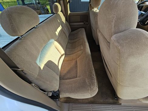 Used 2000 Chevrolet Silverado 1500 LS RWD image 21