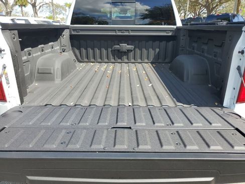 Used 2026 Chevrolet Silverado 1500 High Country image 7