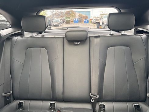 Used 2021 Mercedes-Benz GLA 250 4MATIC image 27