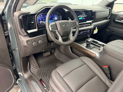 New 2026 Chevrolet Silverado 1500 LT Trail Boss w/ LT Trail Boss Premium Package image 2