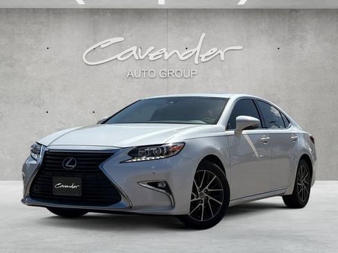 Used 2018 Lexus ES 350 w/ Luxury Package w/Wood Trim FWD image 1