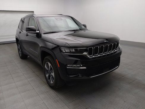 Used 2022 Jeep Grand Cherokee Limited 4xe w/ Luxury Tech Group II image 13