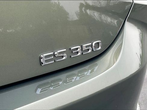 Used 2020 Lexus ES 350 w/ Premium Package image 11