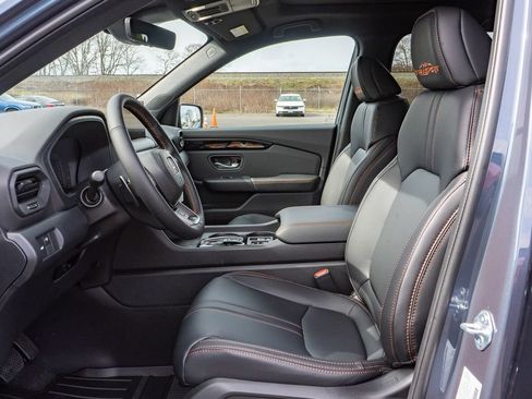 New 2026 Honda Pilot TrailSport image 27