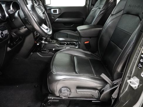 Certified 2022 Jeep Wrangler Unlimited Sahara w/ Cold Weather Group image 12