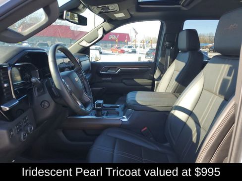 Used 2024 Chevrolet Silverado 1500 High Country image 6