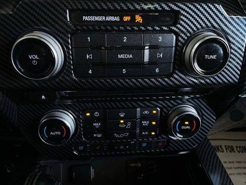 Used 2015 Ford F150 Lariat w/ Equipment Group 502A Luxury image 37