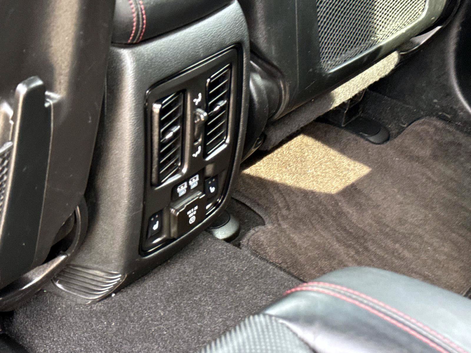 Used 2022 Dodge Durango R/T AWD/4WD image 10