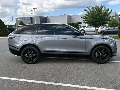 New 2026 Land Rover Range Rover Velar Dynamic SE image 7