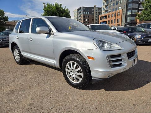 Used 2010 Porsche Cayenne image 13