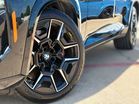 Used 2024 BMW XM image 10