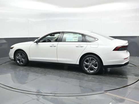 New 2025 Honda Accord EX-L image 7