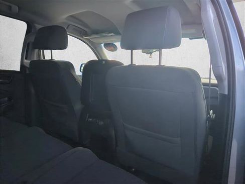 Used 2019 GMC Yukon SLE w/ SLE Value Package image 28