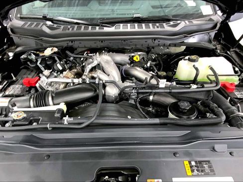 New 2025 Ford F250 Lariat w/ Lariat Ultimate Package image 15