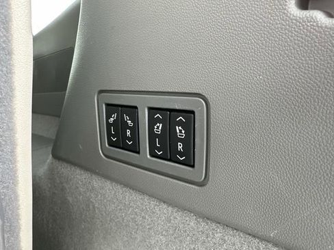 Certified 2023 Cadillac XT6 Premium Luxury w/ Technology Package image 30