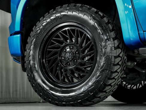 Used 2022 Chevrolet Silverado 1500 LTZ w/ LTZ Premium Texas Edition AWD/4WD image 57