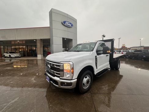 New 2026 Ford F350 XL w/ XL Chrome Package RWD image 6