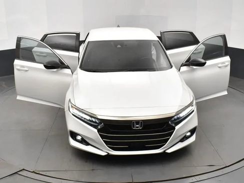Used 2022 Honda Accord Sport image 10