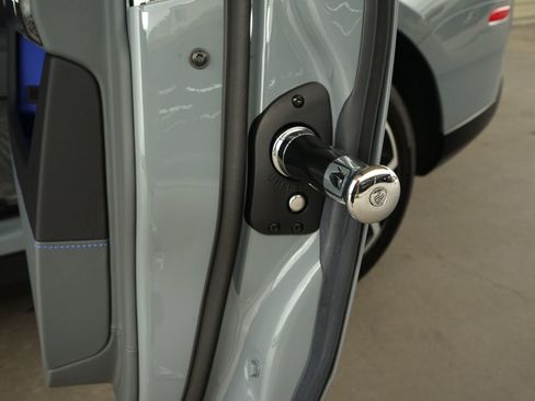 Used 2023 Rolls-Royce Cullinan Black Badge w/ Driver's Package image 46