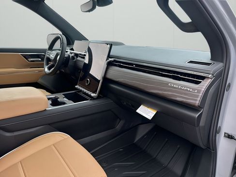 New 2025 GMC Sierra EV Denali AWD/4WD image 13