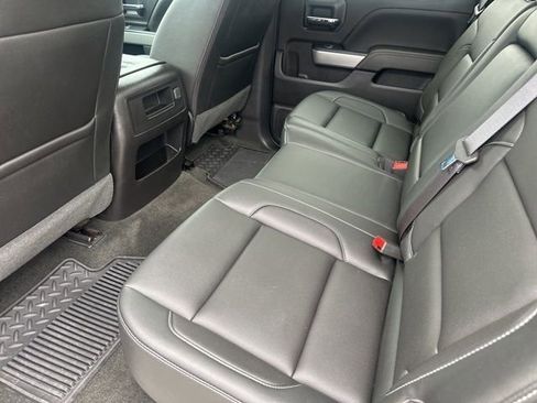 Used 2017 Chevrolet Silverado 1500 LTZ Z71 w/ LTZ Plus Package image 11