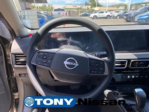 New 2026 Nissan Sentra SV FWD image 32