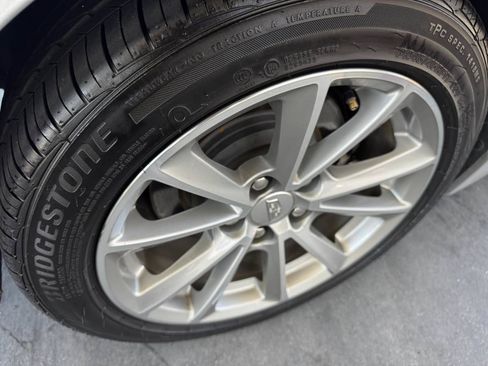 Used 2019 Cadillac CTS Luxury RWD image 33