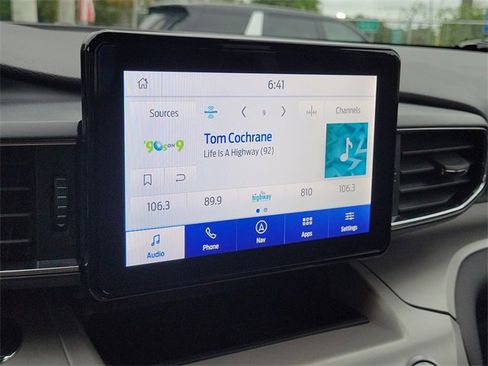 Used 2023 Ford Explorer XLT w/ Equipment Group 202A image 17