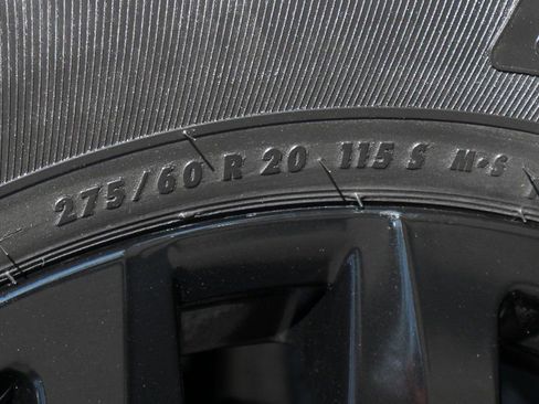 Used 2022 Chevrolet Silverado 1500 RST image 40