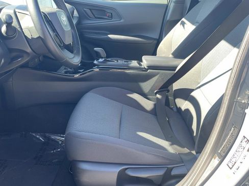 Used 2024 Toyota Prius LE image 13