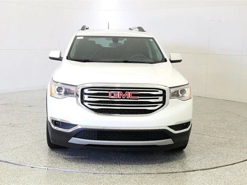Used 2017 GMC Acadia SLE FWD image 2