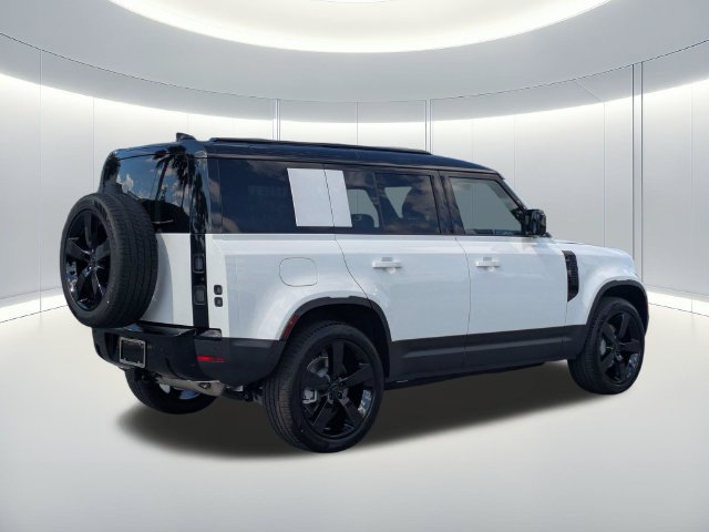 New 2026 Land Rover Defender 110 S AWD/4WD image 6