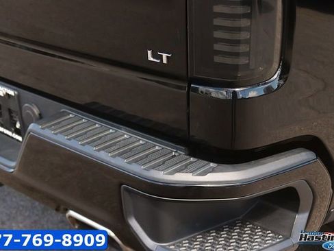 Used 2019 Chevrolet Silverado 1500 LT Trail Boss AWD/4WD image 9
