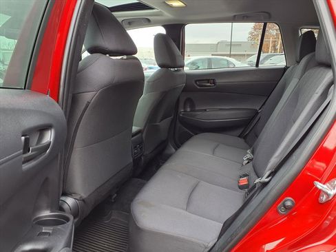 Certified 2022 Toyota Corolla Cross LE w/ Moonroof Package image 29