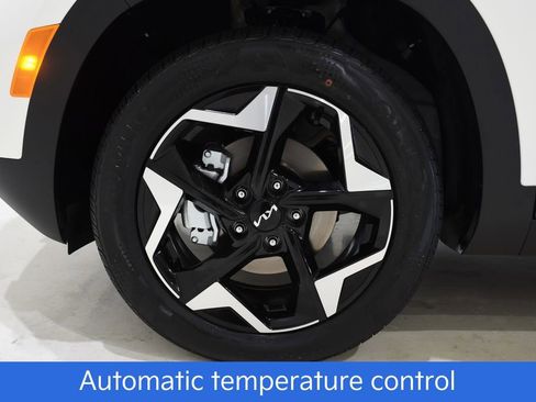 New 2026 Kia Seltos S image 6