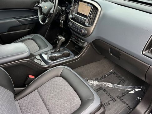 Used 2021 Chevrolet Colorado Z71 image 18